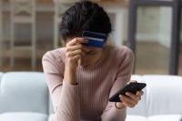 DİN-Bank Kartlarınızın təhlükəsizliyini təmin edin: Saxta SMS hücumlarına diqqət!