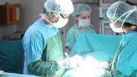 Bakıda estetik prosedurdan sonra qadının burnu çürüdü