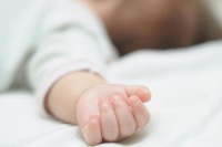 Abşeronda FACİƏ: 1 aylıq körpə öldü