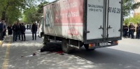 Sumqayıtda DƏHŞƏT: Yük maşını qadının üstündən keçərək öldürdü