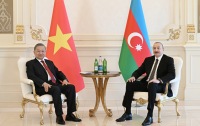 İlham Əliyevin To Lam ilə görüşü başladı